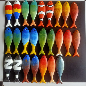 Ornement décoratif en bois de poisson, fabriqué à la main à partir de bois naturel, adapté à la décoration intérieure, aux restaurants, aux hôtels et au style côtier - Product Image 5