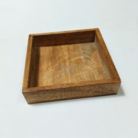 Ensemble de dés de luxe carrés élégants en marbre faits à la main avec support en bois – Jeu de 5 pièces pour décoration de table, jeux et cadeaux