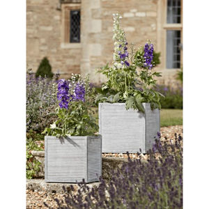 Conteneur de plantes en forme de seau de jardinières en métal classiques pour jardinières de décoration intérieures et extérieures à un prix abordable - Product Image 4