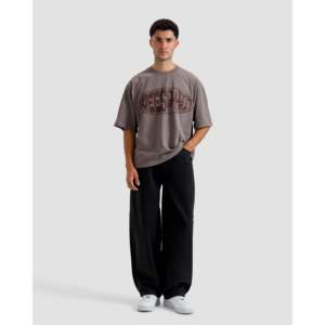 T-shirt pour homme en polyester - Coutures durables et évacuation de l'humidité, vente en gros OEM personnalisée - Product Image 3