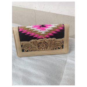 Bolso de mano de diseñador Floral tallado a mano de cuero suave marrón de primera calidad para mujer, fabricantes Unisex de India, superventas - Product Image 1