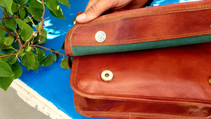 กระเป๋าสะพายคาดลำตัวหนังแพะแท้วินเทจมีสไตล์กระเป๋าสะพายไหล่แฟชั่นพร้อมโลโก้ตามสั่ง - Product Image 3