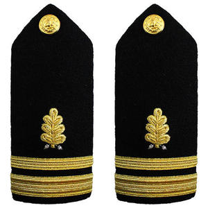 Épaulettes faites à la main avec des conceptions personnalisées idéales pour les uniformes vestimentaires et les vêtements de cérémonie avec des options personnalisées - Product Image 3