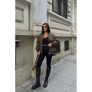 เสื้อแจ็คเก็ตบอมเบอร์กันลมลายเส้นสีสันสดใส รุ่น 7021-8 - Product Image 6