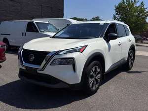 Cherokee Limited 2024 d'occasion, SUV automatique, moteur V8 400 ch, sièges en cuir, toit ouvrant panoramique, prêt à rouler - Product Image 2