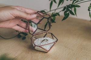 Brillant 3D Design verre anneau boîte bijoux organisateur fait avec verre et métal or polonais cadre pour mariage fiançailles cadeau - Product Image 2
