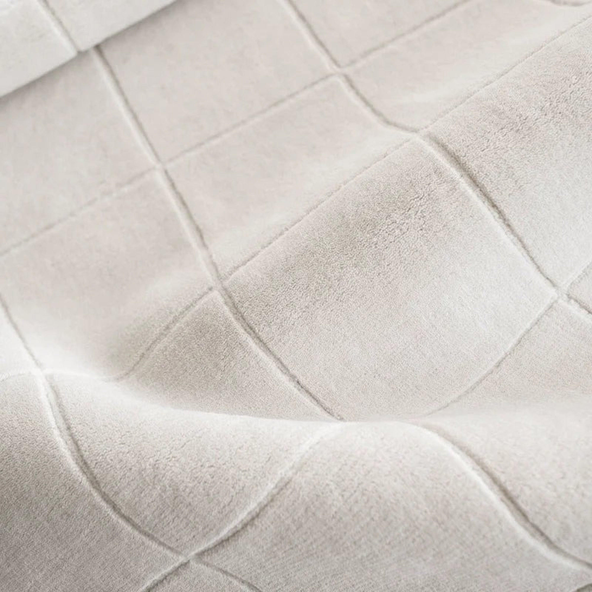 สีงาช้าง