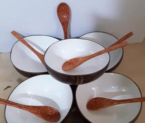 Tazón de cáscara de coco vietnamita más vendido y de alta calidad para sostener alimentos de 99 Gold Data - Product Image 3