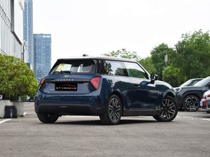 2024 <span class=keywords><strong>MINI</strong></span> <span class=keywords><strong>Cooper</strong></span> <span class=keywords><strong>SE</strong></span> Artist SUV 5 portes Nouvelle énergie Véhicule <span class=keywords><strong>électrique</strong></span> 452km d'autonomie 5 places - Product Image 5