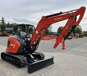 Miniexcavadora Kubota U55-5 de 5.5 toneladas, excavadora pequeña sobre orugas para construcción, paisajismo, excavación de zanjas y trabajos de movimiento de tierras de alta resistencia. - Product Image 1