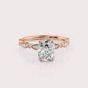 Anillo de Compromiso con Diamante Cultivado en Laboratorio con Certificación IGI, Corte Cojín, Oro Blanco/Rosa y Amarillo de 9K, Anillo de Novia Vintage - Product Image 1