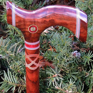 Produit Canne réglable en bois avec nœuds multiples, bâton de marche en bois solide pour les personnes âgées par Standard International - Product Image 1