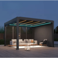 Pergola Bioclimatique Moderne d'Extérieur en Aluminium à Lames Orientables avec Écran Motorisé, Tailles 3x3m, 3x4m, 4x4m, 6x4m, Vente en Gros Usine, Ensemble Jardin