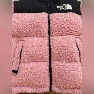 แจ็คเก็ตเชอร์ปาคุณภาพพรีเมียมขายส่ง พร้อมโลโก้สั่งทำ - Product Image 3