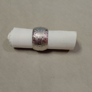 Nouveau Style Résine & Multi Couleur Forme Ronde Serviette Rond Ensemble Restaurant Vaisselle Vaisselle Utilisé Meilleur Design maison et cuisine - Product Image 6