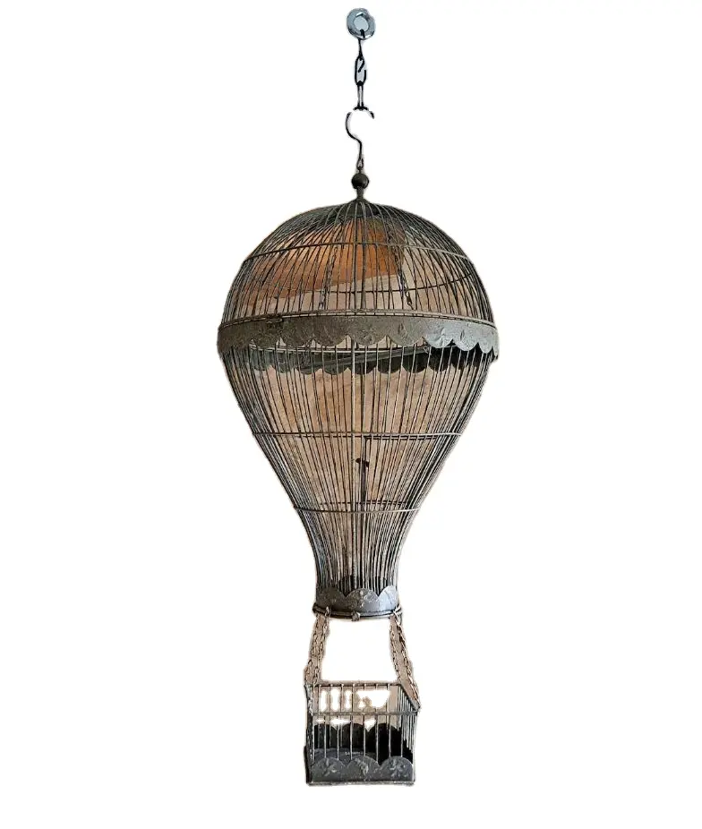 Magnífico grande e antigo balão de ar quente francês Montgolfer, gaiola com fio para pássaros, com cesta inferior, lanterna suspensa com fio para pássaros