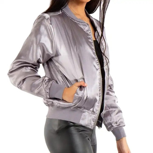 Chaqueta de bombardero de alta calidad para mujer de color púrpura claro Mejor precio Poliéster largo Simple Cremallera Lisa Algodón Relleno Tela de la mejor calidad - Product Image 3