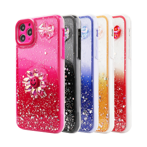 Somostel buena calidad PC + silicona <span class=keywords><strong>2</strong></span> en 1 Agujero de precisión pintura epoxi decoración de flores diseño funda de teléfono para IPH 15 PRO/IPH 15 - Product Image 1