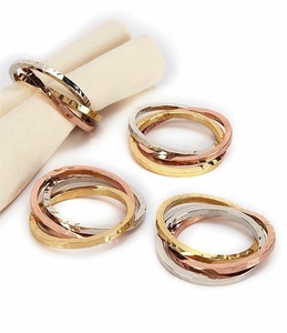 Rond de serviette au design de luxe, excellente caractéristique de mise en valeur sur n'importe quel rond de serviette en or de table de notre collection pour les cadeaux Gol brossé - Product Image 2