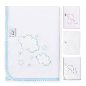 100% Algodón Mod. Gasa Bordada con Nubes en Azul - Product Image 1