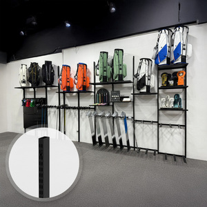 Pantalla de montaje en pared con diseño de muebles personalizados de alta resistencia para Golf Pro Shop - Product Image 1