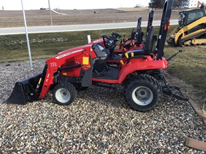 รถแทรกเตอร์ขนาดเล็ก Massey Ferguson GC1723E ปี 2020 พร้อมที่ตักมือสอง - Product Image 6