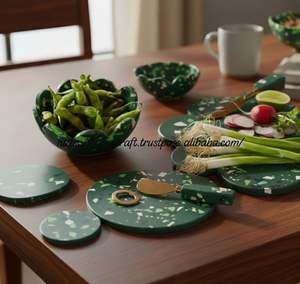 Tabla de Charcutería de Resina con Borde Festoneado de 10 Pulgadas, Apta para Lavavajillas, para Servir Queso, Fruta, Pasta y Pan - Product Image 2