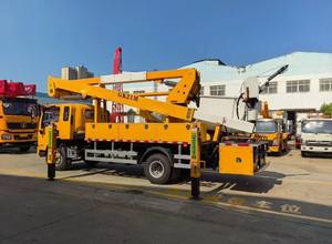 Plataforma Aérea Hidráulica de 30 m Montada en Camión, Telescópica, con Cesta y Escalera de Acceso para Trabajos de Mantenimiento - Product Image 6