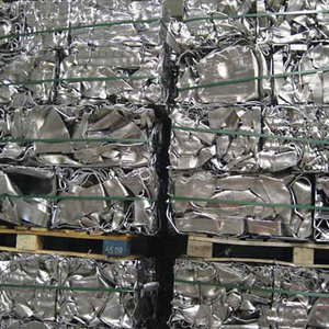 Déchets d'aluminium 6063 de haute qualité et feuilles d'extrusion d'aluminium à 99% Origine France 120 kg en vente - Product Image 3