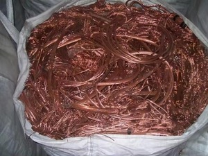 เศษลวดทองแดง 99.95% Cu เกรดสำหรับการรีไซเคิลสายเคเบิลแบบเป็นก้อน - Product Image 5