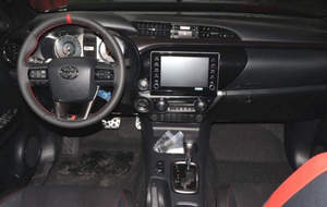 2023 NUEVO para HILUX DOBLE CABINA PICKUP AUTOMÁTICO FWD DIRECCIÓN IZQUIERDA ASIENTOS DE CUERO INTERIOR OSCURO - Product Image 4