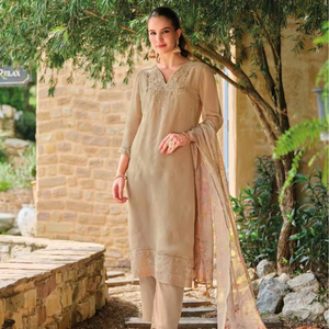 Premium Designer Broderie Kurti avec Fond Duppata Collection Indien et Pakistanais Vêtements Prix de gros pour Party Wear - Product Image 1