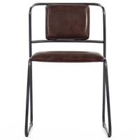 Chaise de salle à manger Akku Art en cuir de buffle véritable |   Meubles de salon industriels pour restaurants |   Cadre en métal vintage empilable