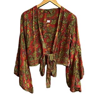 Nouvel arrivage de haut court en pure soie pour femmes, tenue d'été décontractée avec V profond, manches longues en forme de cloche et robe imprimée à nouer - Product Image 1