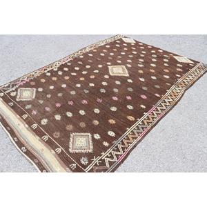 Tapis turc vintage, grand tapis de 5,9 x 8,7 pieds, tapis à imprimé animal brun - Product Image 1
