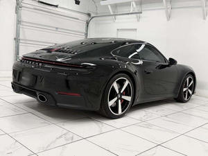 Jantes en alliage d'occasion R17 noires brillantes pour Porsche 911 Carrera S Turbo SUV 2024, conduite à gauche, sièges en cuir foncé, système de navigation - Product Image 6