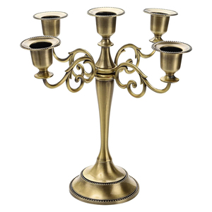 Candelabros de aluminio de 5 brazos con acabado plateado, centro de mesa de lujo hecho a mano, candelabros, decoración de boda a la venta - Product Image 4