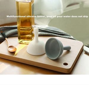 Funil multifuncional criativo de silicone de qualidade alimentar, funil dobrável para transferência de líquidos, óleo e água sem BPA, oferta imperdível - Product Image 6