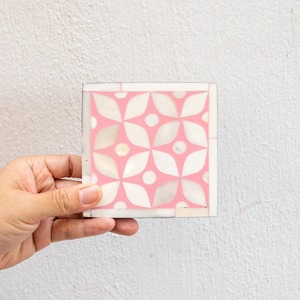 Ensemble de sous-verres et de plateau de service en os rond arabe classique de qualité supérieure pour le thé, le café et la présentation exclusive des cadeaux du Ramadan - Product Image 4