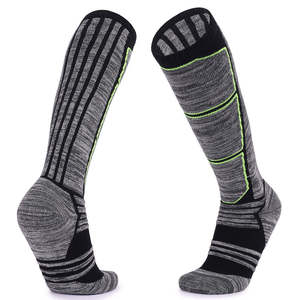 Calcetines deportivos personalizados, calcetines tobilleros deportivos cortos de algodón y poliéster transpirables Unisex, suministro directo de fábrica para ropa de entrenamiento de gimnasia - Product Image 1