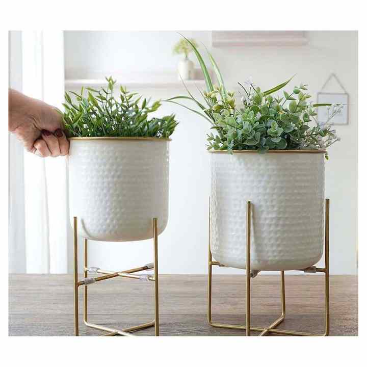 New Design Hand Crafted Cute Planters Modern Flower Pots Planters Manufacturer & Exporter With Export Quality