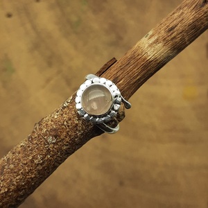 แหวนสายรัดแบบโบฮีเมียนเรียบง่ายถูกประดิษฐ์ขึ้น925เงินสเตอร์ลิงพร้อมโรสควอตซ์เพชรสำหรับเครื่องประดับงานแต่งงานของผู้หญิง - Product Image 1