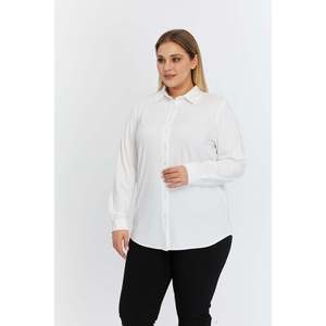 Chemise en maille drapée en mélange de modal grande taille RMG pour femme, chemisier blanc confortable à manches longues et coupe ample - Product Image 4
