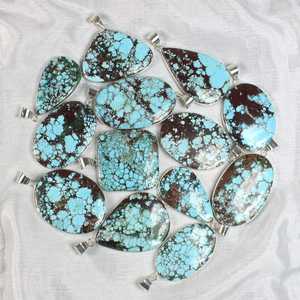 Magnésite naturelle Turquoise pierre précieuse de haute qualité solide 925 pendentif en argent Sterling pour les femmes bijoux en gros faits à la main - Product Image 6