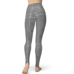 Vêtements de sport imprimés personnalisés pour femmes, leggings de sport d'entraînement pour dames en gros/meilleurs leggings pour femmes fabriqués au Pakistan - Product Image 3