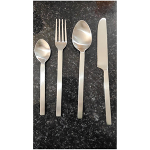 Cubiertos estéticos de acero inoxidable de 24 piezas, juegos de artículos de cena con acabado pulido mate, accesorios de cubiertos de boda - Product Image 1