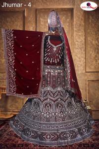 Lehenga en velours avec broderie Jarkan lourde, Choli long à 3M avec jupe évasée, Dupatta de 1.2M et 2.5M, tenue de soirée longue jusqu'au sol pour l'été, coloris Rouge Bordeaux, Bordeaux foncé - Product Image 4
