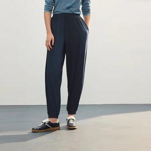 กางเกงคาร์โก้ผู้หญิงขายดี ราคาประหยัด ดีไซน์ใหม่ล่าสุด ใส่สบาย ผ้าฝ้าย 100% เอวยางยืด - Product Image 2