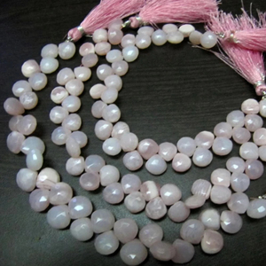 Forma de corazón de ópalo Rosa natural 9-10mm cuentas briolette facetadas hebra 8 pulgadas de largo - Product Image 1