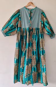 Robe midi d'été décontractée à imprimé bloc, col profond, plus proche des cordes, silhouette ample, mini robe à rayures de tigre naturel - Product Image 3